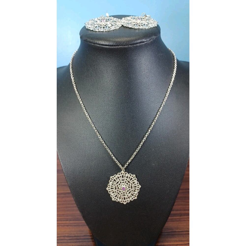 Beautiful Silvertone & Purple Necklace & Earrings Shiny Beautiful Preppy Fancy - Picture 3 of 9